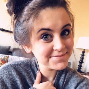 Meet your Posher, Sidney